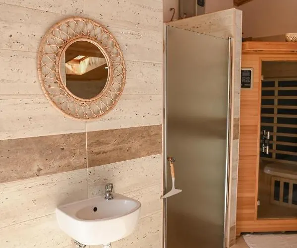 Bodrogpart Vendeghaz * Tokaj